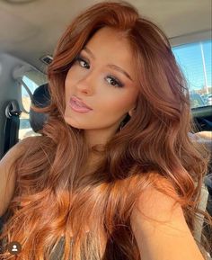 Light Auburn Hair Inspo That Will Have You Calling Your Stylist ASAP Copper On Latina, Ginger Hair Color Ideas For Brunettes, Brown Haired Costume Ideas, Burnt Orange Red Hair, Hair Inspiration Copper, Hair Colour Ideas Copper, Best Latina Hair Color, Copper Hair And Makeup, Red Copper Hair With Highlights