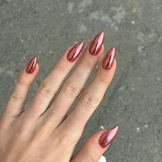 Ongles Beiges, Red Chrome Nails, French Pedicure, Gel Pedicure, Red Chrome, Milky Nails, Chrome Nails Designs