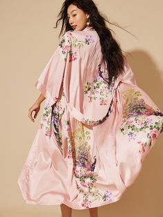 Luxury Kimono, Kimono Diy, Robe Silk, Green Kimono, Luxury Robes, Pink Kimono, Silk Kimono Robe, Silk Set, Silk Robe