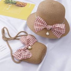 New & Never Worn! Girls Cute Bow Hat & Bag Set Material: 100% Straw Details: Bow, Pearls Hat Crown Size: 19.7" Bag Size: 5.5"L; 2"W; 4.3"H; 39.4" Strap Toddler Size: 2t-5t Toddler Sun Hat, Princess Hat, Summer Straw Hat, Toddler Bag, Princess Kids, Sun Protection Hat, Straw Hats, Mini Bows