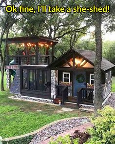 Ultimate She Shed Cabins And Cottages Cozy, Dark Exterior Cabin Colors, Courtyard Hardscape Ideas, Tiny House Sunroom, Tiny House Modern Design, Unique Home Design Architecture, Tony Home Ideas, Tiny House Design Loft, Farmhouse Clubhouse