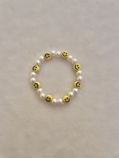 preppy smile face charms and pearls beaded bracelet! ships within 24 hrs :) Bracelet Inspo, Preppy Jewelry, All Smiles, Smile Face, Pearl Beads, Arm Band, Beaded Bracelet, Jewelry Bracelets, Charms