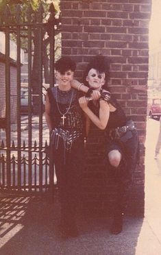 Gothic 80s, Personality Crisis, Goth 80s, Deathrock Fashion, Gothic Bands, Street Goth