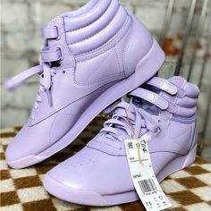 Brand New Never Worn Still In Box Women’s Size 7 1/2 Color Lavender Reebok Classic High Top Reebok Classic High Tops, Retro Running Shoes, Shoes Reebok, Crossfit Shoes, Orange Sneakers, Free Runs, Vintage Reebok, Womens Training Shoes, Reebok Women