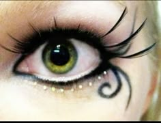 Masquerade Makeup, Eyeliner Designs, Cool Makeup, Masquerade Ball, Makeup Designs