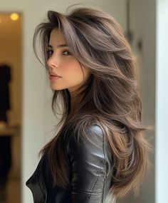 Long Haired Wolf Cut, Long Layered Hair Brunette, Long Layered Brunette Hair, Medium Hair Long Layers, Highlights On Medium Brown Hair, Dark Cool Brown Hair, Big Messy Hair, Ash Brunette Hair, Chocolate Color Hair