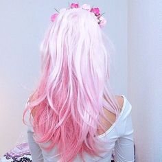 #hairstyles #beauty #fashion Platinový Blond, Pale Pink Hair, Bright Hair Colors, Hair Color Pastel, Ombré Hair, Bright Hair, Colorful Hair, Rose Hair, Dye My Hair