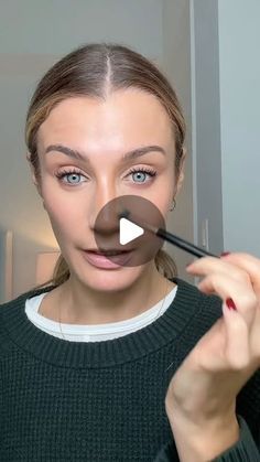 BRITTNEY FOLEY | Makeup Artist on Instagram: "My favorite concealer placement technique! Comment CONCEALER and I’ll send you a link to the one I’m using here 🥰
—
#makeup #makeuptips #makeupartist #concealer #concealertutorial"