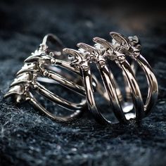 Anatomical Rib Cage Ring Sterling Silver 925 Made in Italy - Etsy Skeleton Jewelry, Cage Ring, Skeleton Ring, Dope Jewelry, Funky Jewelry, Fantasy Jewelry, Gothic Jewelry, Jewelry Inspo, Dream Jewelry