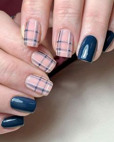 35. Dark Blue Tartan Nails Looking for autumn nail art designs to match with your autumn look? Plaid is a must-have for autumn. There... Blue Tartan Nails, Scottish Nail Designs, Blue Plaid Nail Designs, Scottish Nail Art, November Nail Art Fall, Blue Plaid Nails, Tartan Nails, Nails Plaid