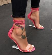 Plataformas cruzadas de verano - Fashionsarah.com Snake Pink, Graduation Shoes, Heels Clear, Heel Wedges, Gold Slides, Transparent Heels, Wedges Heels, Lace Up High Heels, High Heels Sandals