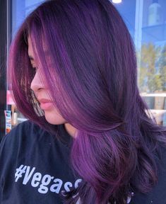 Open Hairstyle, Purple Hair Highlights, Best Hair Color, Hair Color Unique, Hair Knot, Pretty Hair Color, Hair Dye Colors