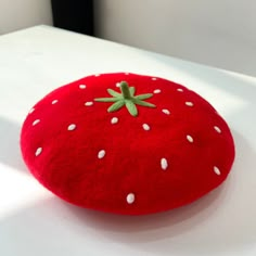 Cute Beret Hats, Strawberry Hats, Crochet Strawberry Beret, Strawberry Beret, Cute Beret, Strawberry Outfit, Strawberry Stuff, Y2k Coquette, Kawaii Strawberry