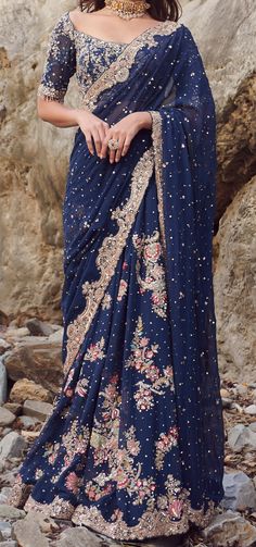 Blue Sari, Desi Dress, Fantasy Clothes, Traditional Indian Dress, Traditional Indian Outfits