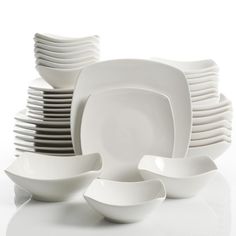 Brentwood 40-Piece Modern White Ceramic Dinnerware Set (Service for 8) - Super Arbor Dinnerware Set Modern, White Dinnerware Set, Square Dinnerware Set, Plates And Bowls Set, Casual Dinnerware, Ceramic Dinnerware Set, Glass Dinnerware, Stoneware Dinnerware Sets, White Dinnerware