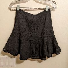 Super Cute. Looks Just Like One Of The Free People Skirts. Asian Size L, Fits Like A Us 2 Or 4. Has A Little Bit Of Stretch. Never Worn. It Was A Gift. Cute Looks, Free People Skirt, Fashion Inspo Outfits, Lace Skirt, Personal Style, Womens Skirt, Free People, Fashion Inspo, Super Cute