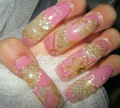 Belleza ❤ Duck Tip Nails, Toe Art Designs, Nail Art Patterns, Nailart Pink, Rhinestones Nails, Crazy Nail Designs