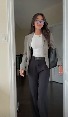 Bank Teller Outfits Women, Grey Cardigan Work Outfit, Loafers Office Outfit Women, Work Office Outfits Women Winter, Master Of Ceremony Outfit, Deca Outfits Young Professional, Server Interview Outfit, Formal Event Outfits For Women, Casual Buissnes Outfit Women