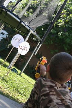 Neat idea to do sharp shooting! My boys will love trying this idea too! Summer Lesson, Teaching Sight Words, Sight Word Reading, Sight Word Practice, Teaching Language Arts, Homeschooling Ideas, Teaching Middle School