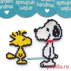 the bead pattern is designed to look like snoop and his friend, from the cartoon character