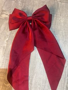 Burgendy glam hair clip bow  Great for special occasions  Dance shows  Events  Parties  Weddings  Suitable for everyone Power Puff Costume, Dance Bows, Hair Clip Bow, Red Hair Bow, Red Ribbon Week, Hair Bow Clip, Glam Hair, Bow Clip, Bow Hair Clips