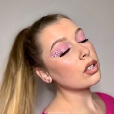 Baby Pink Makeup Will Give You An Extra Natural Look – Page 5 – Love for Glam Peachy Lip, Pink Eyeshadow