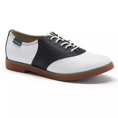 Saddle Oxford Shoes, Women's Oxford Shoes, Saddle Oxfords, Eastland Shoes, Oxford Shoes Outfit, Shoe Sketches, Dr Shoes, Saddle Shoes, Latest Shoe Trends