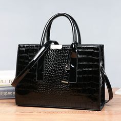 Shipping: Worldwide Express Shipping AvailableDelivery time: 7-15Days Fast ShippingReturns: Fast refund, 100% Money Back Guarantee. Hand Bags For Women, Trendy Shoulder Bag, Black Handbag, Luxury Designer Handbags, Top Handle Handbags, Women Bags Fashion, Tote Pattern, Leather Bag Women, Crocodile Leather