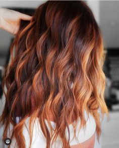 Brunette To Copper Balayage, Party Tips And Tricks, Balayage Hair Copper, Dark Blond, Hair Doos, Auburn Balayage, Autumn Hair, Chocolate Hair