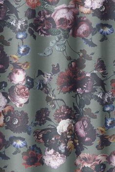 an image of a flowered curtain with flowers on the outside and in the inside