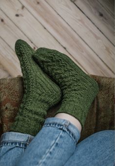 Andrea Mowry, Woolen Socks, Summer Cottage, Sock Patterns, Knitting Inspiration, Leg Warmers, Knitting Socks, Ravelry, Knit Crochet