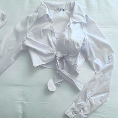 Fashionnova Crop Blouse Size Small New W Tag White White Crop Top For Summer Workwear, White Crop Top For Workwear In Summer, White Button-up Crop Top For Summer, White Cropped Shirt For Summer, Chic White Cropped Shirt, Trendy White Cropped Blouse, White Button-up Top For Brunch, Elegant Fitted Beach Shirt, White Crop Top Shirt For Spring