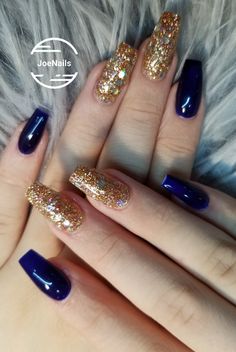 Wedding Nails Navy Blue And Gold, Royal Blue And Gold Prom Nails, Graduation Nails Blue And Gold, Nails Blue And Gold, Acrylic Nails Navy Blue And Gold, Blue And Gold Nails Acrylic, Royal Blue Nail Art, Navy Blue And Gold Gel Nails, Dark Blue And Gold Nails