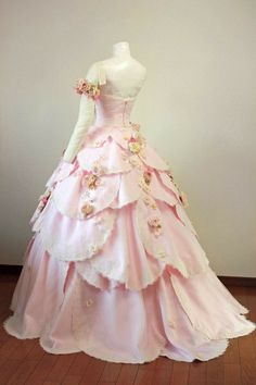 Fantasy Dresses, Fantasy Gowns, Fairytale Dress, Fantasy Dress, Ball Dresses, Fancy Dresses, Costume Design, Dream Dress, Princess Dress