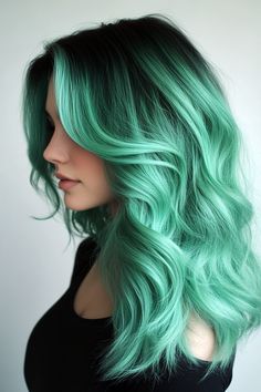 Vibrant Shades of Nature: 19 Stunning Green Ombre Hair Ideas to Inspire Your Next Look Lived In Vivid Hair, Faded Green Hair, Green And Silver Hair, Ideas To Dye Your Hair, Mint Hair Color, Green Ombre Hair, Green Hair Color, Ombre Hair Ideas, Emerald Green Hair