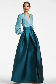 Teal Gowns Elegant, Teal Evening Dresses, Deep Teal Bridesmaid Dresses, Split Dress Formal, Shop Gowns, Teal Gown, Red Green Dress, Teal Outfits, High Split Dress