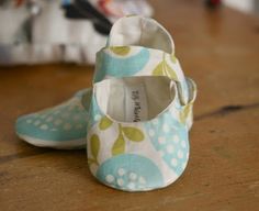 darling springtime booties Blue Mary Janes, Blue Mary, Baby D, Girl Soft, Unborn Baby, Ballet Slippers, Everything Baby, Floral Baby, Baby Ideas