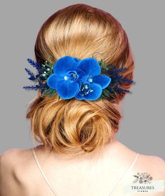 "Simple, elegant and so tropical headpiece It's made with Blue Silk Orchid, Tropical Greenery and fillers. You can choose between an alligator clip or a clear comb. This hair piece is easy to attach and secure once in place. This hair accessory can be placed anywhere on the head and is perfect for Wedding, Cruise Vacation, Prom or especial events. Approximate measurement is 9\" If you need additional items, such as boutonnieres, bridal bouquet; bridesmaid bouquets; corsages, ring bearer accessor Tropical Headpiece, Wedding Hair Flower, Hairpiece Wedding, Orchid Hair, Flowers Accessories, Flower Orchid, Wedding Cruise, Silk Orchids, Bouquet Bridesmaid