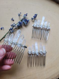 "This clear quartz hair comb features five (5) natural quartz crystals measuring between 1/2\" - 1.5\" tall. The crystals are wire wrapped securely on a 2\" wide silver hair comb. Each comb is unique, as natural crystals vary in shape, size and clarity.  This boho crystal hair comb is one of a kind! Perfect for weddings, photoshoots, dress up, festivals, or any time you want to add a bit of magic to your look. This Crystal Hair comb slides into the hair comfortably, and features rounded comb teeth ends.  Crystal hair combs can be styled with a bun, ponytail, side twist, updo, braids, and in many creative ways!  Clear quartz crystal is a high vibrational stone - carrying or meditating with a Clear Quartz crystal opens the mind and heart to higher guidance, allowing healing and spiritual gro Crystal Hair Accessories Diy, Diy Hair Comb Accessories, Round Comb, Boho Wedding Hair Accessories, Silver Hair Comb, Crystal Hair Accessories, Boho Wedding Hair, Boho Crystal, Crystal Hair Pins