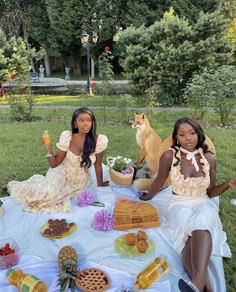 gratsi✨ on Twitter: "Brown skin girl like Lupita 🍫🤎✨… " Cottage Core Picnic, Picnic Shoot, Bff Photo, Cottage Core Fashion, Ig Baddies