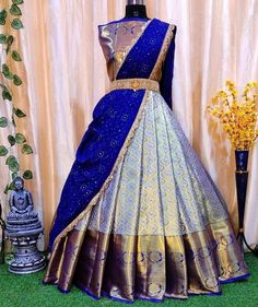 Pattu Lehenga Blouse Designs, Half Saree For Women, Narayanpet Lehenga, Kanjivaram Blouse, Indian Half Saree, Traditional Half Saree, Latest Blouse Neck Designs, Hair Style On Saree, Latest Bridal Blouse Designs