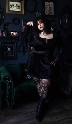 Maiden Dress, Afro Goth, Plus Size Goth, Trendy Street Style, Inspo Outfit, Dark Beauty, Alternative Outfits