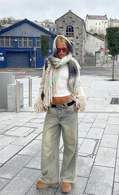 Latina Outfits, Estilo Indie, Fits Ideas, Skandinavian Fashion, Chique Outfits, Scarf Outfit, Autumn Fits, Looks Street Style, Street Style Winter