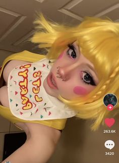 Fnaf Costume Cute, Toy Chica Halloween Costume, Meru Succubus Cosplay, Fnaf Halloween Costumes Cute, Toy Chica Costume, Chica Halloween Costume Fnaf, Chica Outfit Fnaf, Chica Makeup Fnaf, Chika Cosplay Fnaf