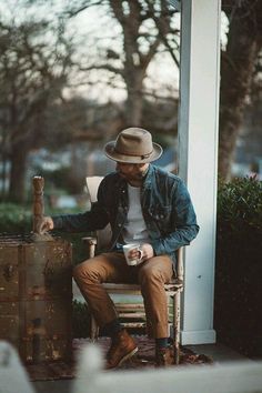 raddestlooks: Raddest Looks On The Internet:... Mens Fashion Smart, Dapper Gentleman, Hipster Mens Fashion, Rugged Style, Men Street, Mens Winter Fashion, 가을 패션, Fashion Mode