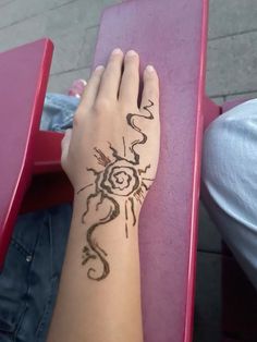 #BEAUTY ,#REALATIONSHIPS #Fashion #Outfits #SUMMER Outfits #Animals Spiral Henna Designs, Skull Henna Tattoo, Gothic Henna Designs, Henna Tattoo Designs Stomach, Goth Henna Designs, Forearm Henna Designs, Henna On Wrist, Witchy Henna, Arm And Hand Tattoos