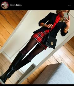 Chic Fitted Mid-calf Boots For Fall, Chic Fitted Mid-calf Boots For Office, Plaid Mini Skirt For Winter Workwear, Mid Calf Boots Mini Skirt, Chic Mid-calf Fitted Boots, Monday Outfit, Plaid Skirt Outfit, Classy Fall Outfits, Everyday Casual Outfits