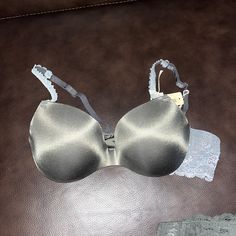 Gray Satin And Lace. Absolutely Beautiful. 34b. New With Tags Lacey Bra, Lace Bras, Lace Halter Bralette, Padded Bralette, Sport Bra Top, Bralette Crop Top, Unlined Bra, Triangle Bralette, Green Lace