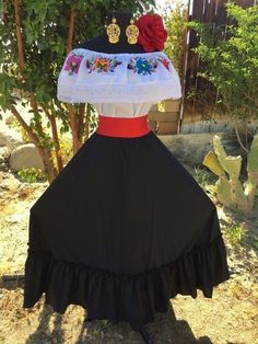 Mexican Party Dress, Mexican Style Dresses, Mexican Quinceanera Dresses, Traditional Mexican Dress, Mexican Party Theme, Mexican Fashion, Fiesta Outfit, Mexican Outfit, Mexican Dress