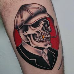 #tattoo #tätowierung #kunst #körperkunst #idee #design #tattoospirit #schädel #männlich #hut Peaky Blinders Tattoo, Old School Tattoos, Boy Tattoos, Old School Tattoo, Skin Art, Peaky Blinders, Tattoos For Guys